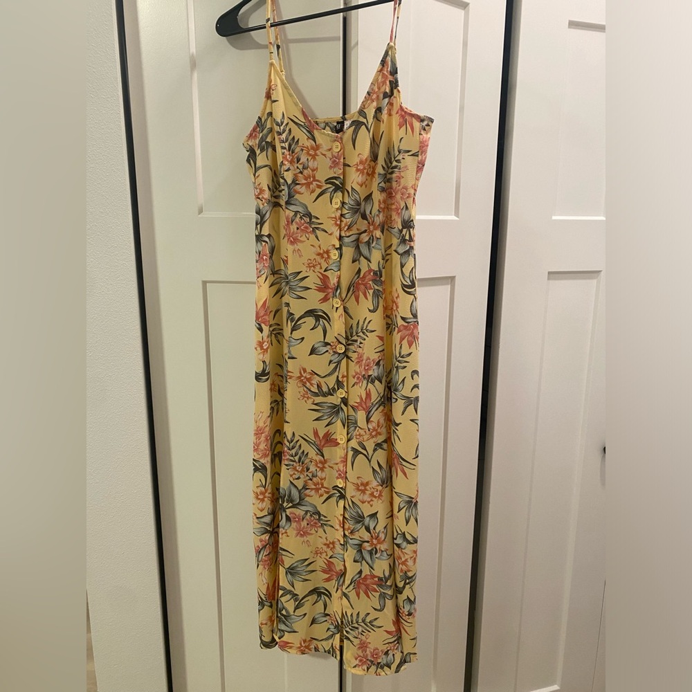 H&M US 8 dress w/ slit